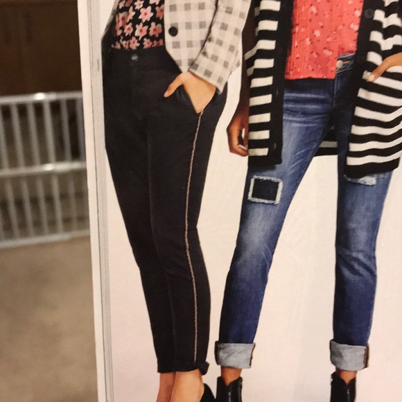 Cabi The Peyton pants. NWT size 8 - Picture 2 of 3